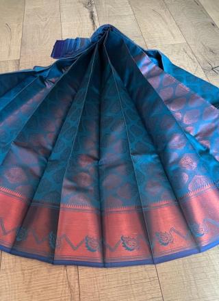 Hand-woven sari for women with blouse part 3030-D10